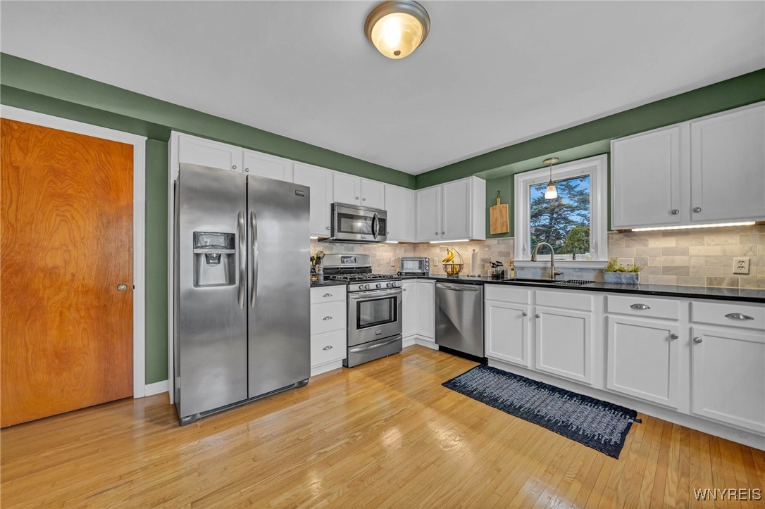 67 Rosedale Boulevard, Amherst, New York image 11