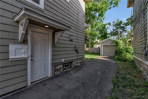 Tiny photo for 69 W Northrup Place, Buffalo, NY 14214 (MLS # B1705943)