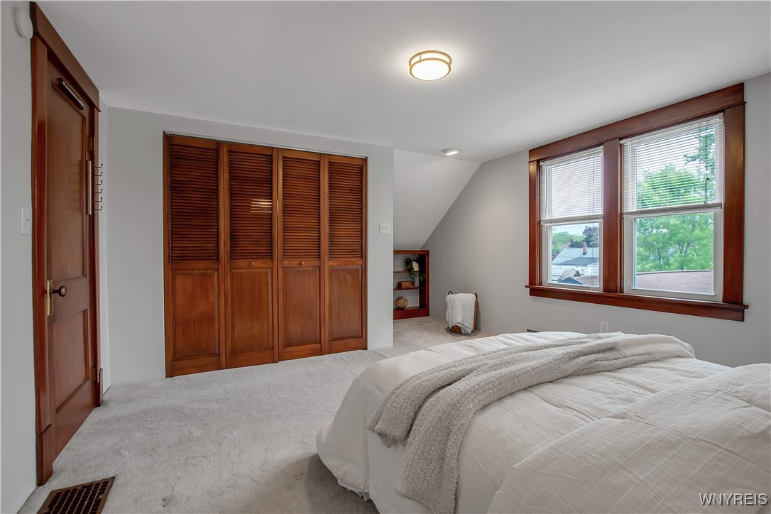 44 Cable Street, Tonawanda, New York image 25