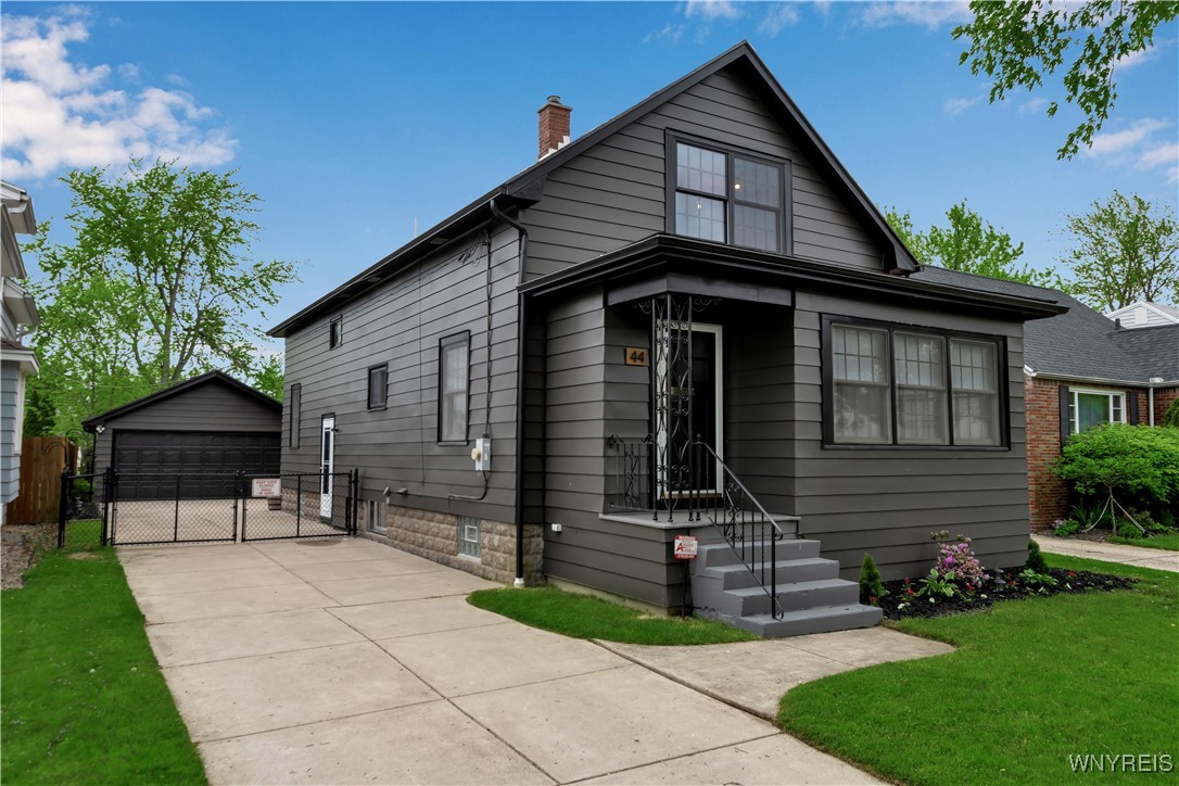 44 Cable Street, Tonawanda, New York image 1