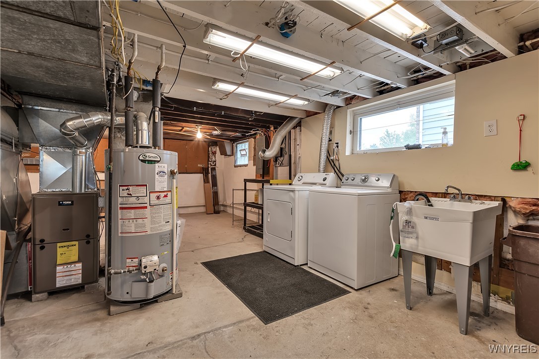 44 Cable Street, Tonawanda, New York image 34