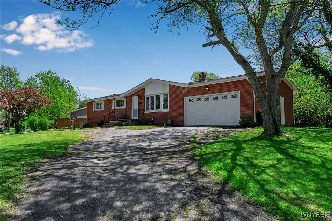20 Byrd Drive, Hamburg, New York image 2