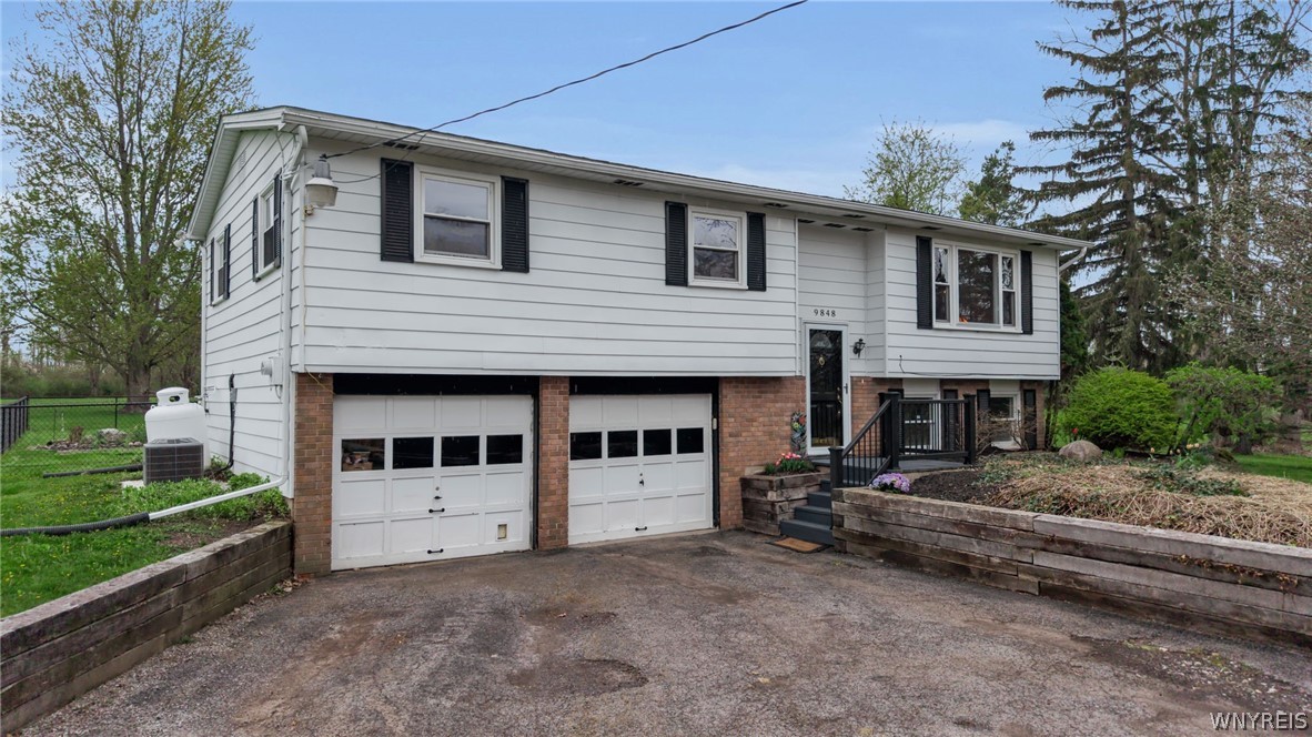 9848 Chestnut Ridge Road
