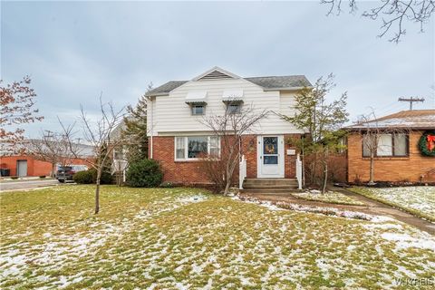 Apartment For Sale - 680 Colvin Boulevard<br/> Tonawanda, NY 14217