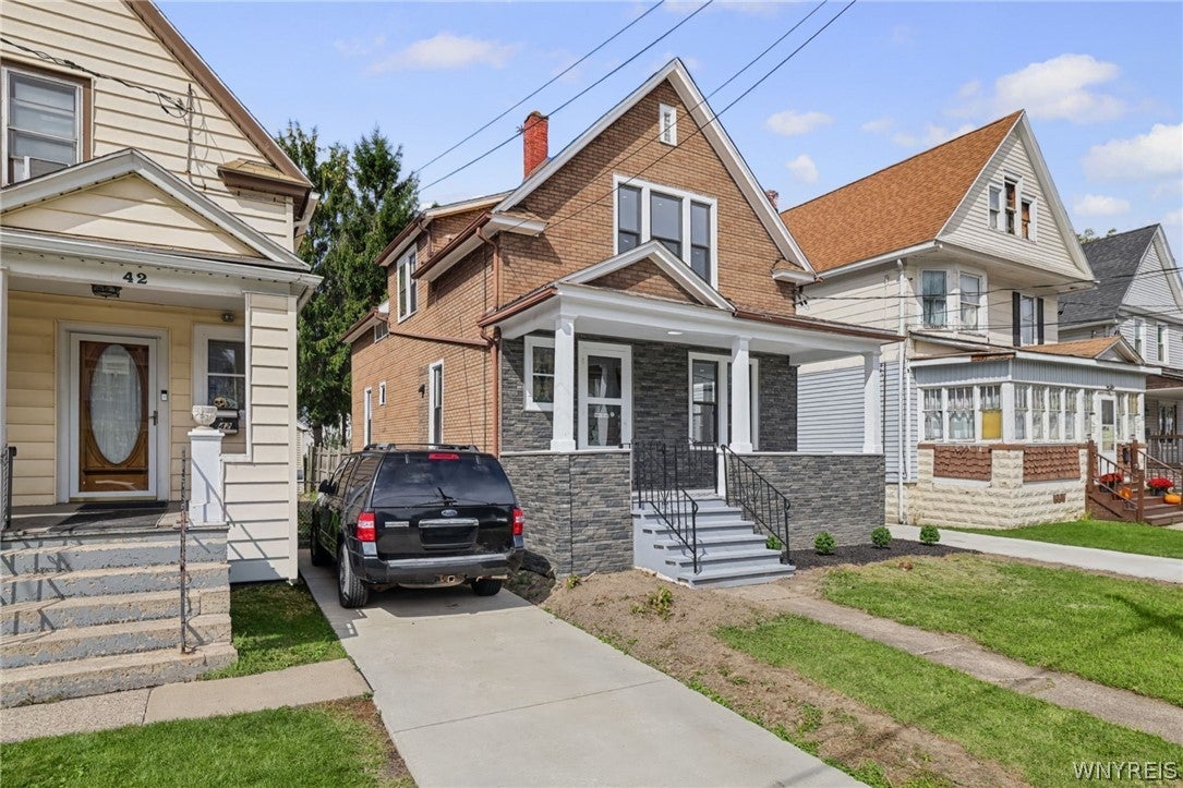 40 Benson Avenue