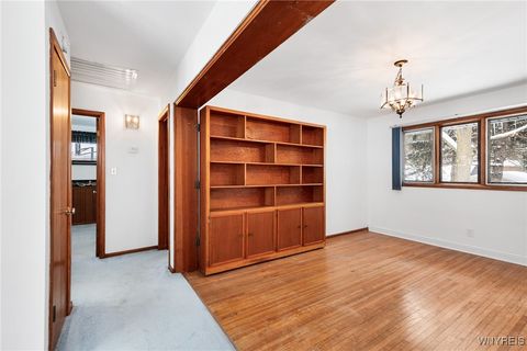 Tiny photo for 250 S 2nd Street, Lewiston, NY 14092 (MLS # B1660644)