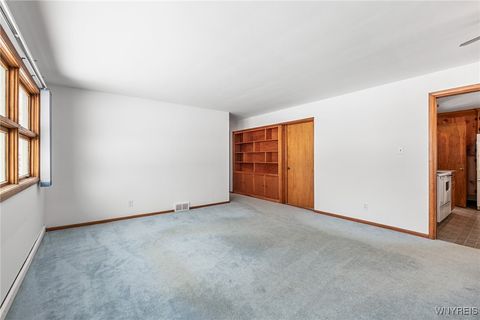 Tiny photo for 250 S 2nd Street, Lewiston, NY 14092 (MLS # B1660644)