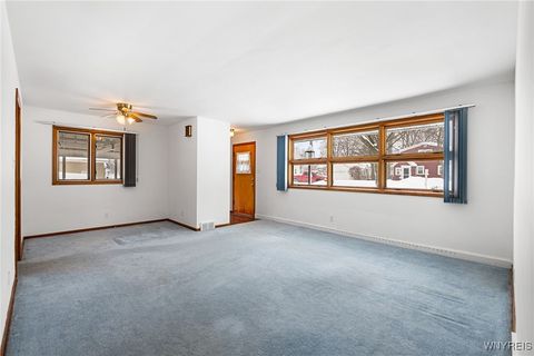 Tiny photo for 250 S 2nd Street, Lewiston, NY 14092 (MLS # B1660644)