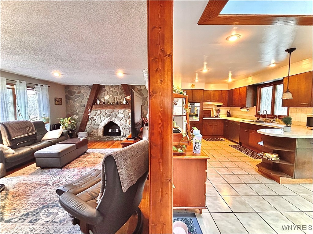 4995 Millersport Highway, Amherst, New York image 9