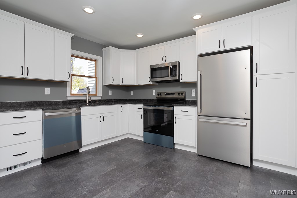 922 91st Street, Niagara Falls, New York image 8
