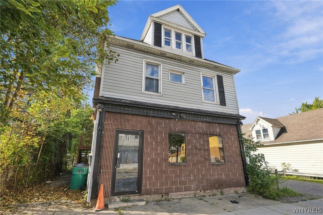 557 Hertel Avenue