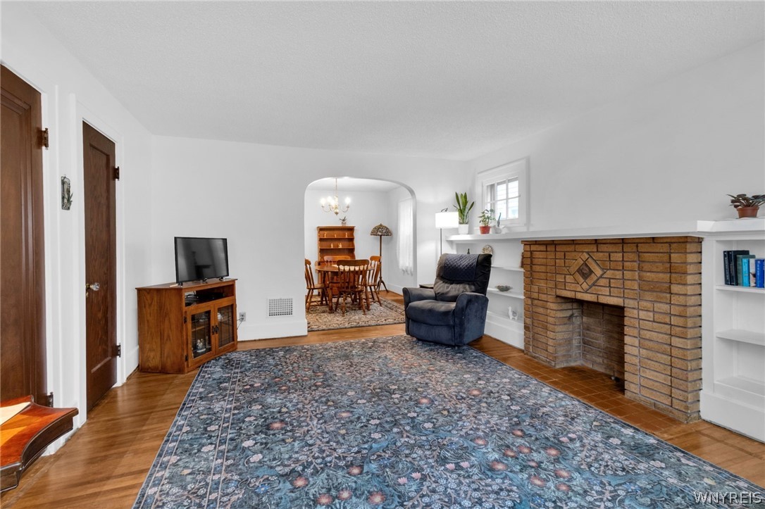 221 Nassau Avenue