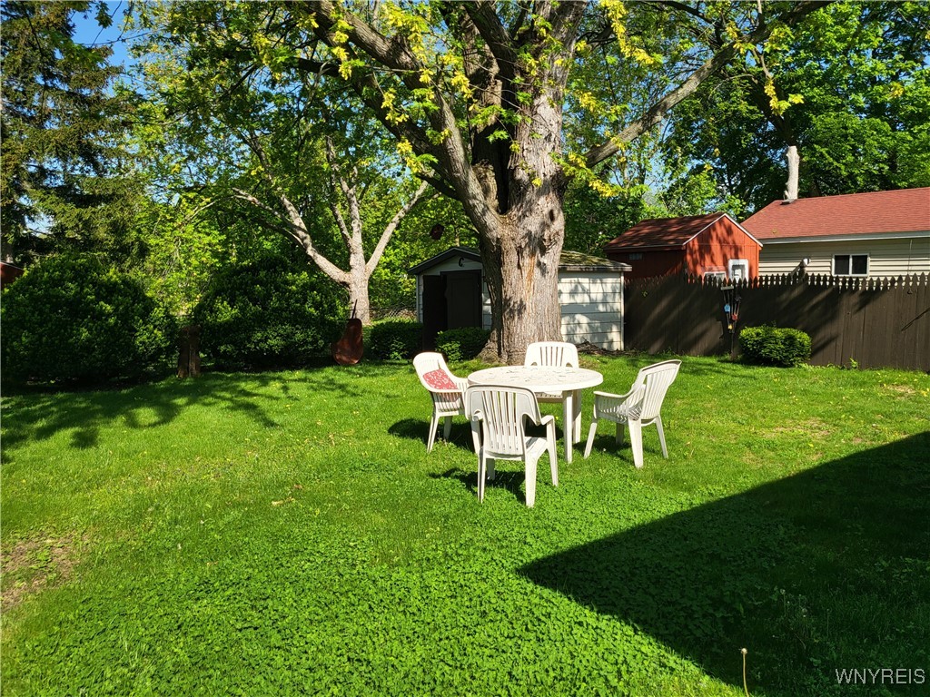 1122 93rd Street, Niagara Falls, New York image 4