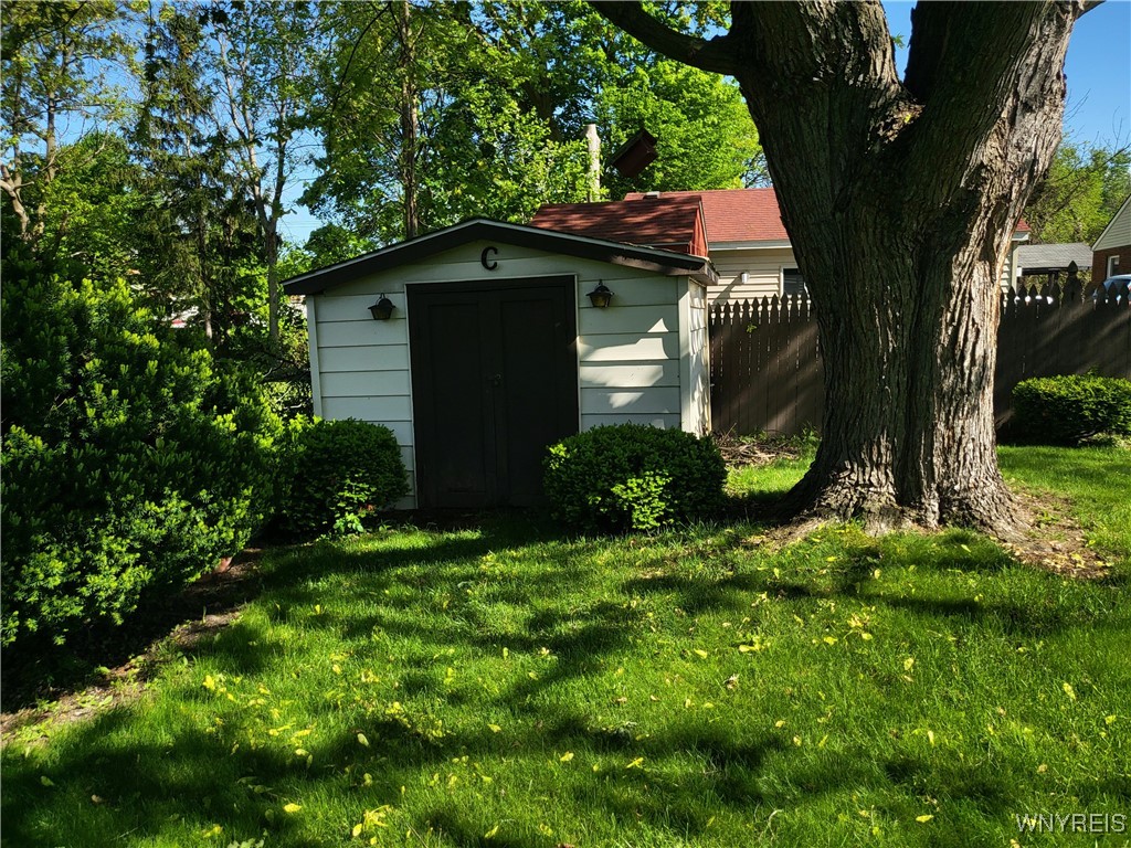 1122 93rd Street, Niagara Falls, New York image 5