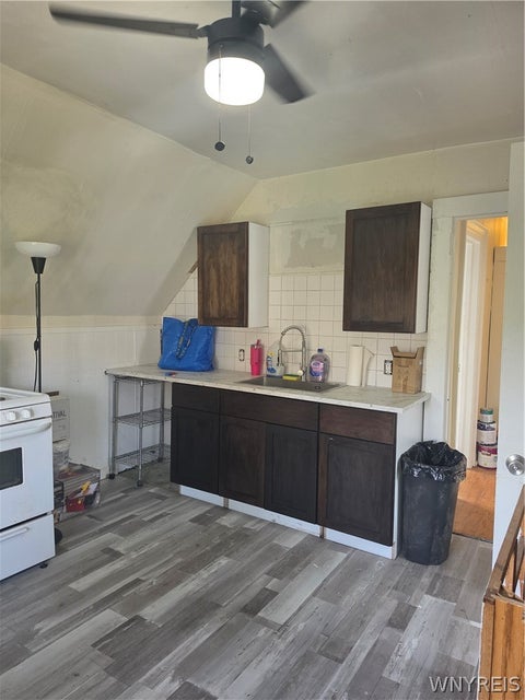 Tiny photo for 255 Ashland Avenue #3, Buffalo, NY 14222 (MLS # B1718739)