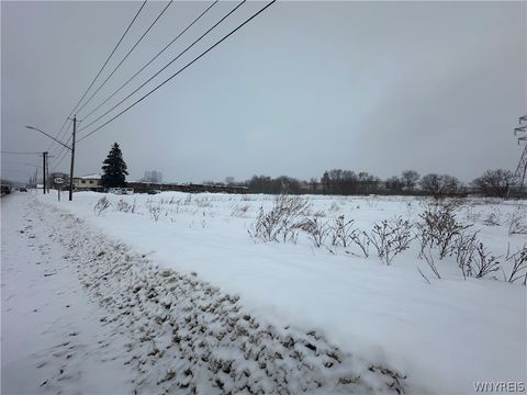 Photo of 1700 Buffalo Avenue, Niagara Falls, NY 14303 (MLS # B1661805)