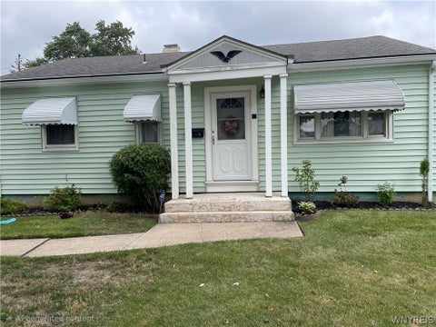 Homes For Sale - 87 Floradale Avenue<br/> Erie County, Tonawanda, NY 14150
