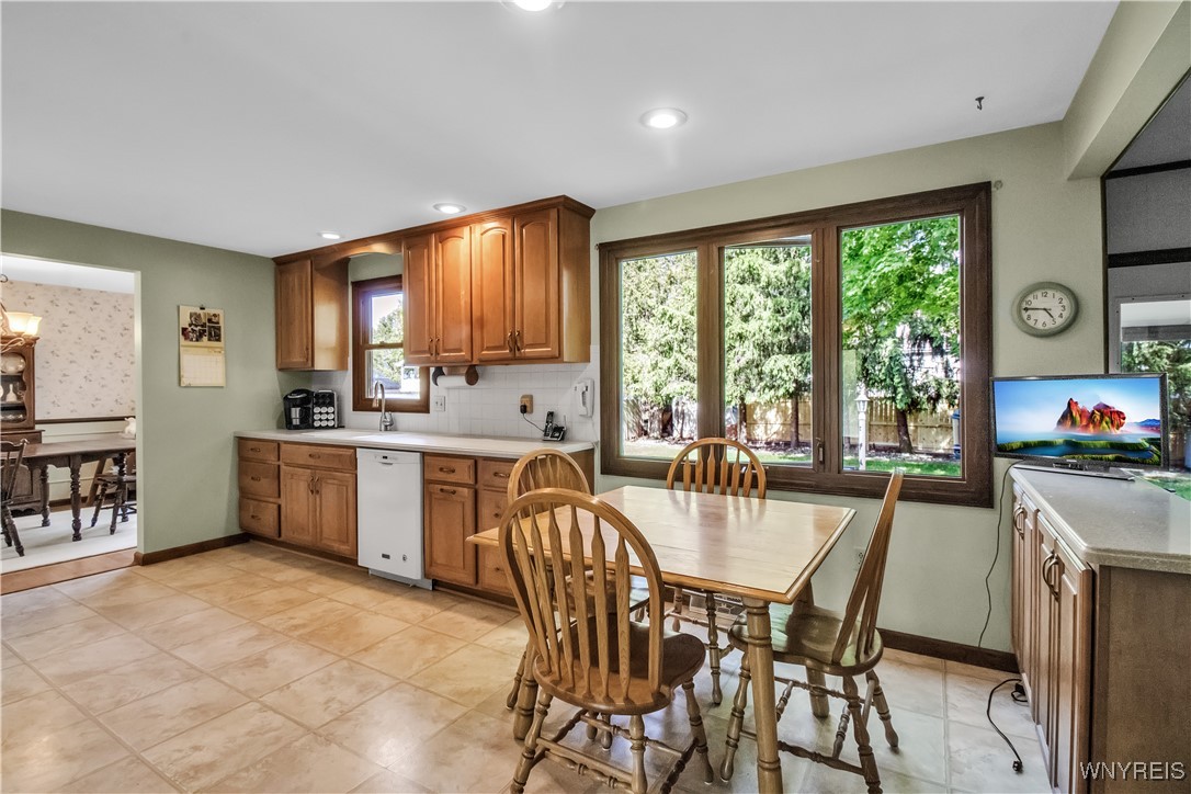 4905 Winterway Lane, Hamburg, New York image 22