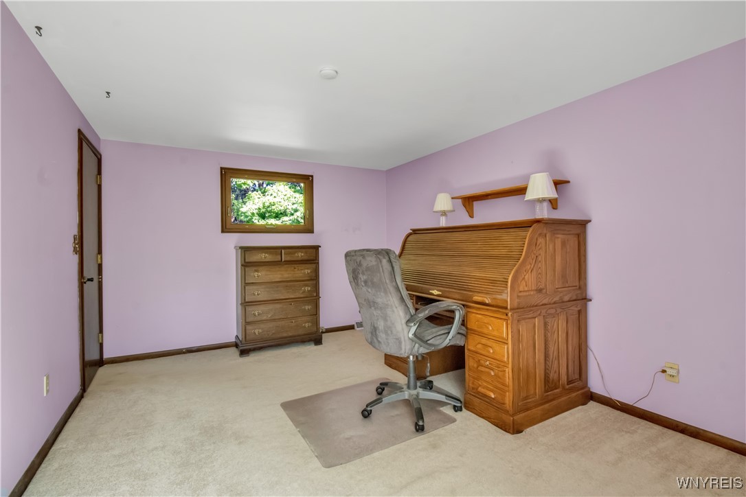 4905 Winterway Lane, Hamburg, New York image 32