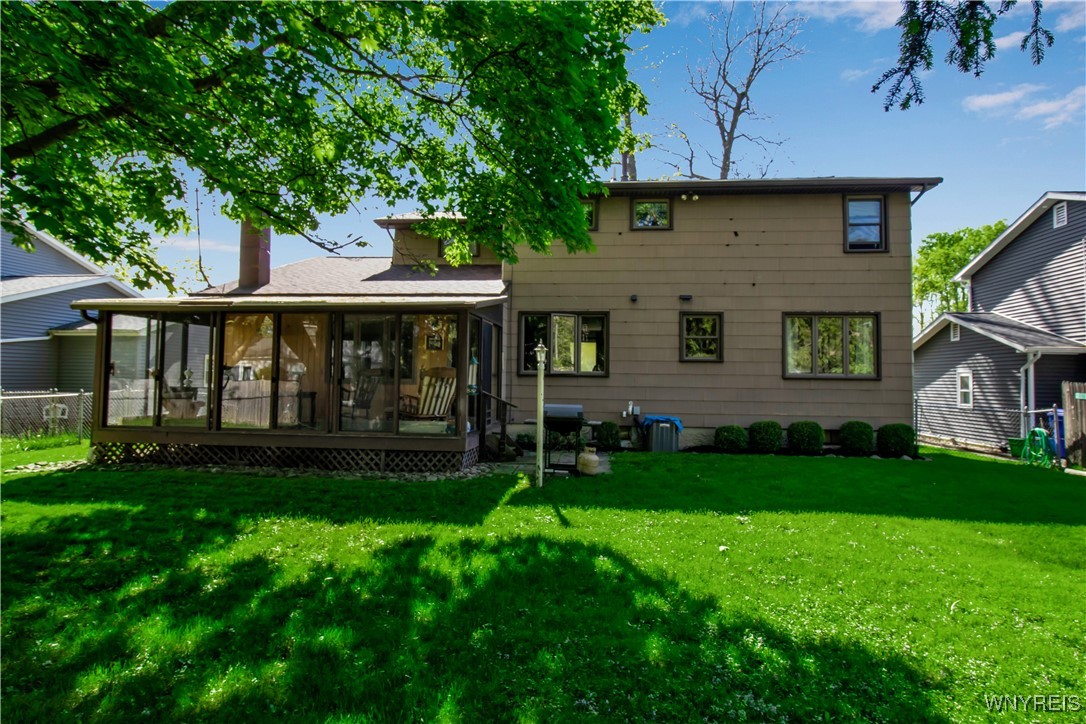 4905 Winterway Lane, Hamburg, New York image 7