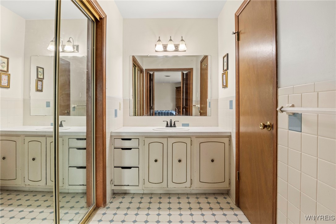700 Mountain View Drive, Lewiston, New York image 34