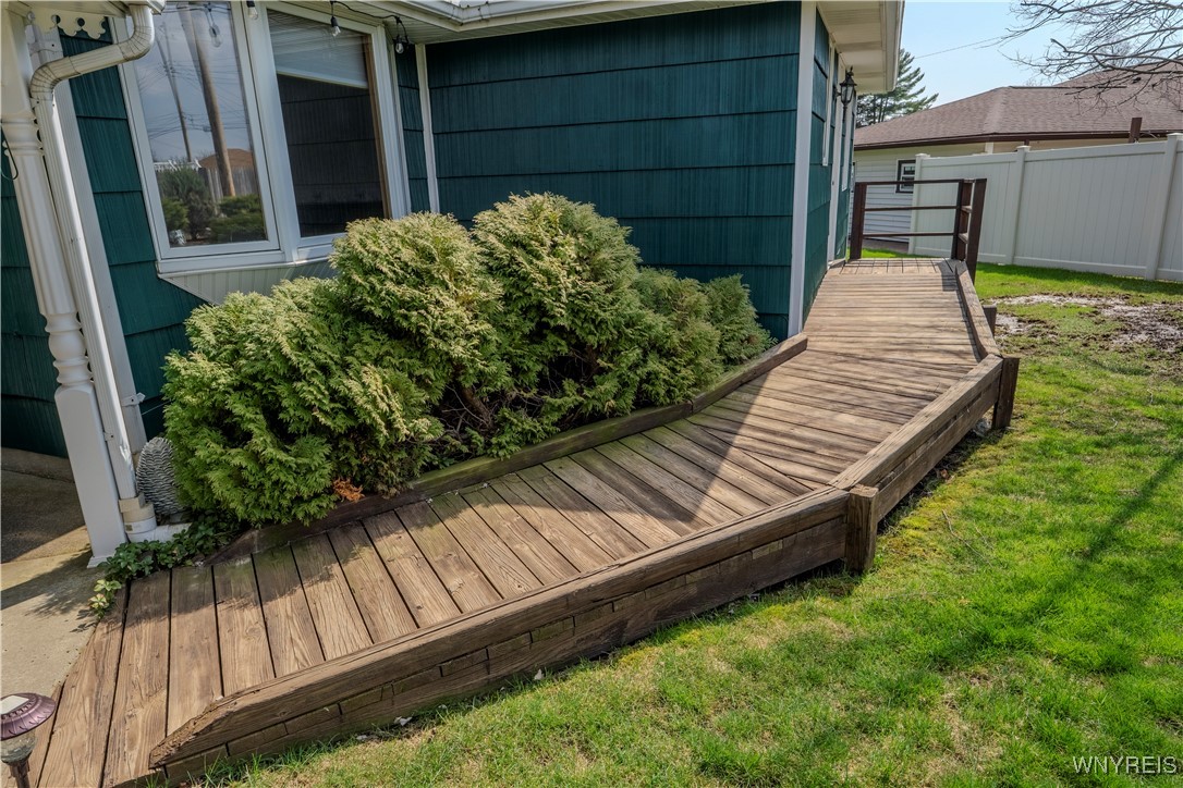 122 Irving Terrace, Cheektowaga, New York image 39