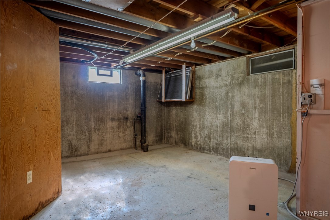 122 Irving Terrace, Cheektowaga, New York image 33