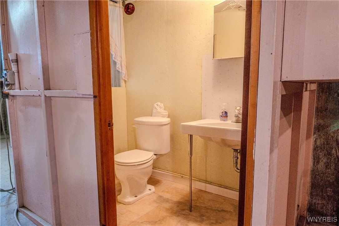 122 Irving Terrace, Cheektowaga, New York image 34