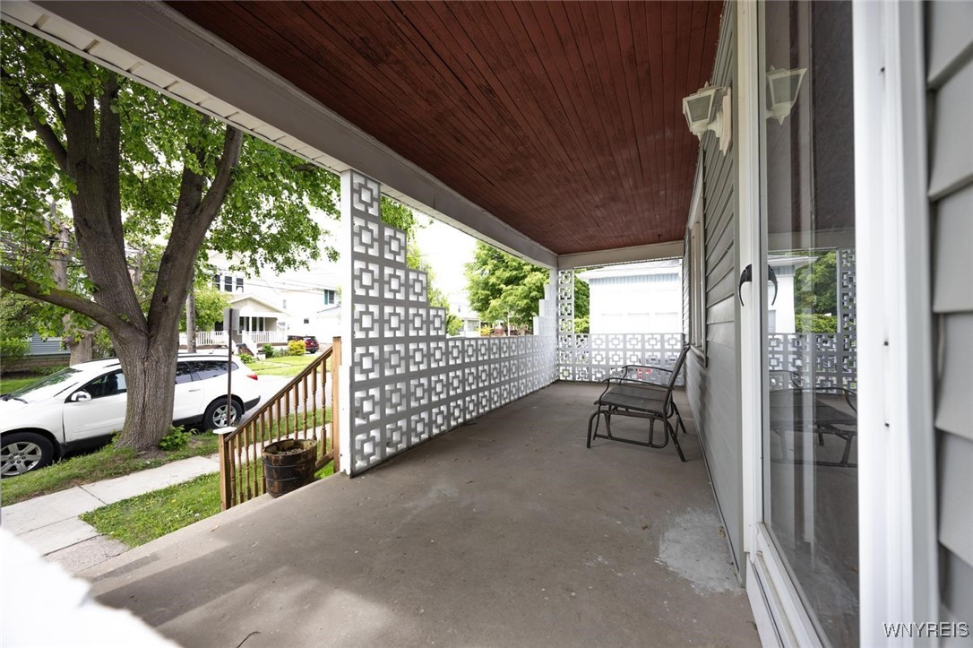 19 Robins Street, Buffalo, New York image 2