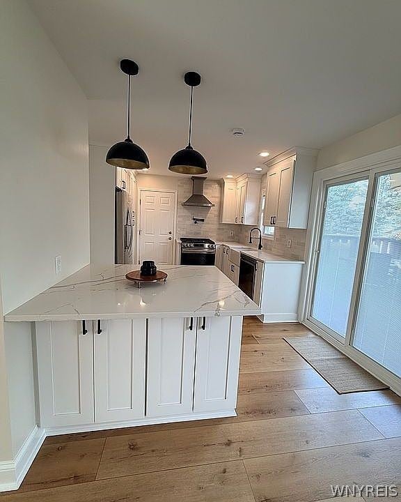 52 Village View
