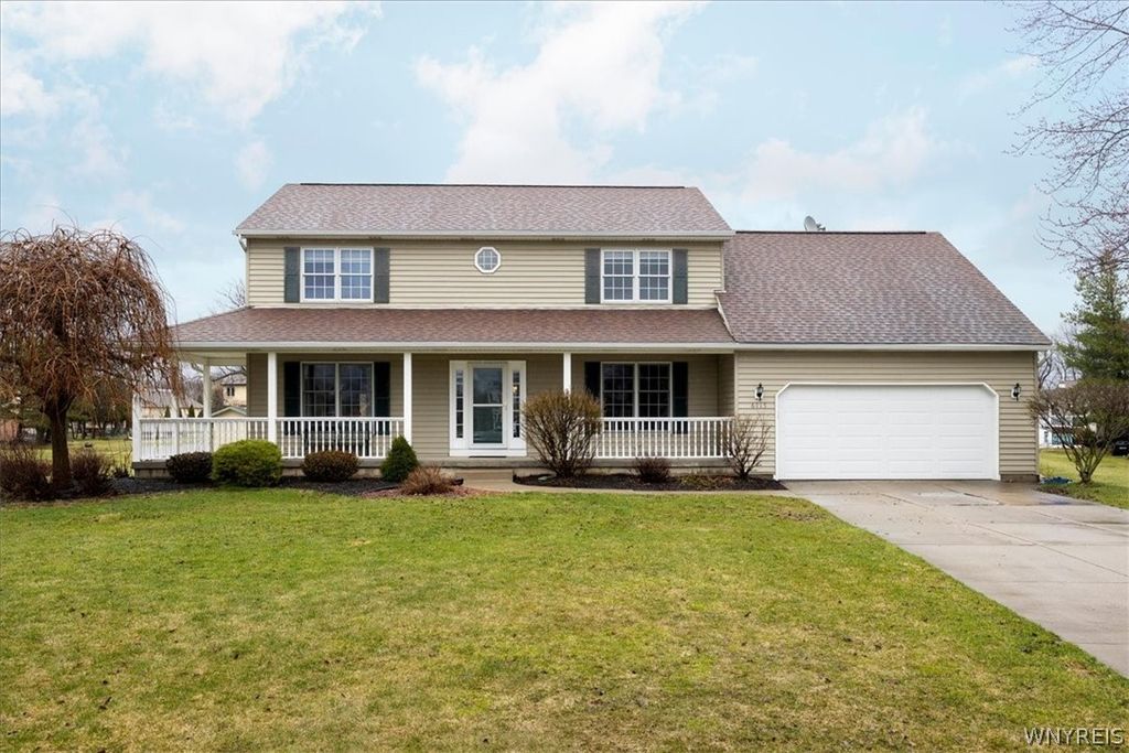 Photo of 6115 Newberry Court, Clarence, NY 14032 (MLS # B1667329)