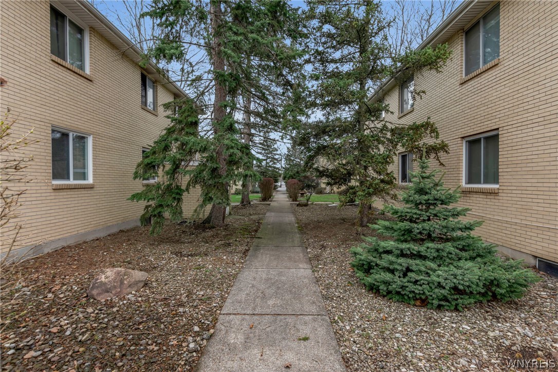 1176 Indian Church Road 27