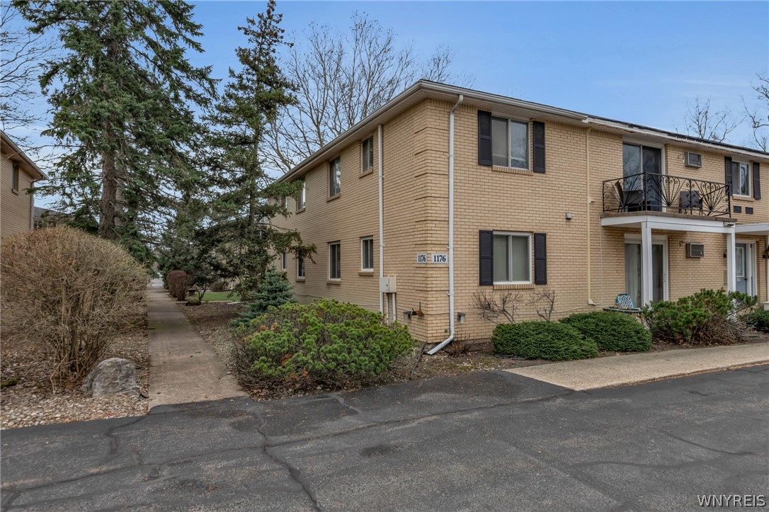 1176 Indian Church Road 27