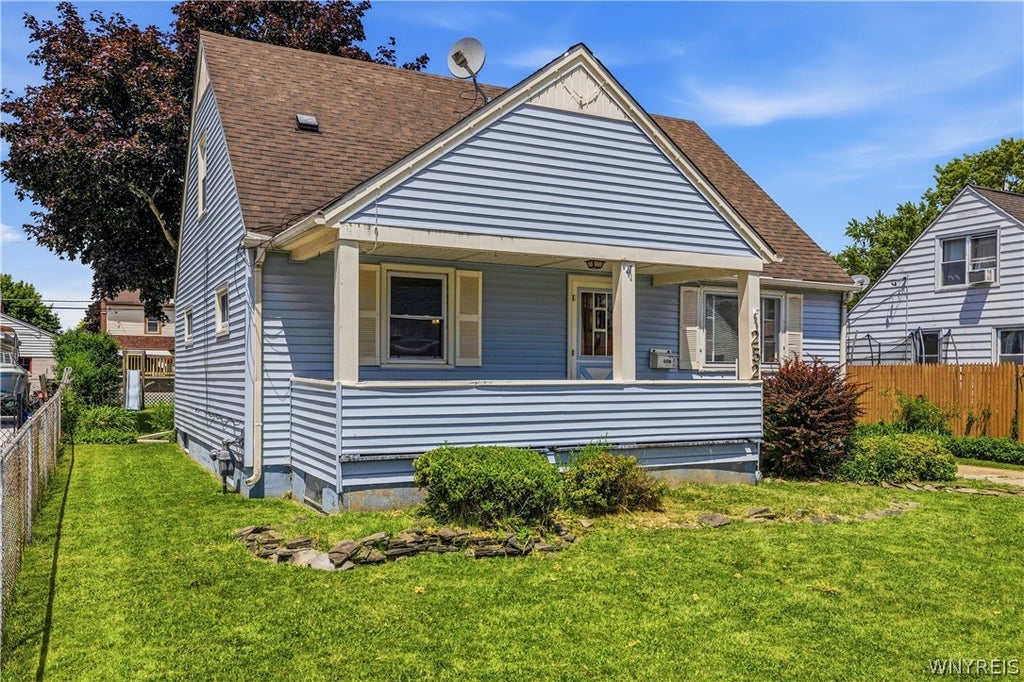 Photo of 252 Edward Street, North Tonawanda, NY 14120 (MLS # B1709912)