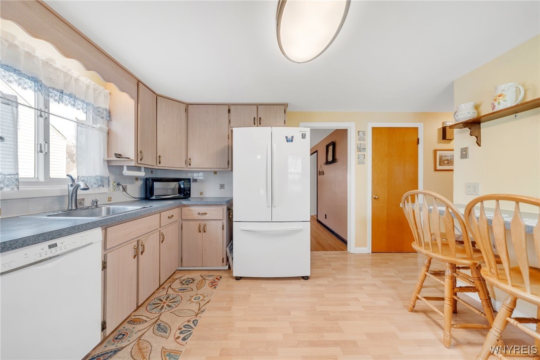 22 Keats Avenue, Tonawanda, New York image 11
