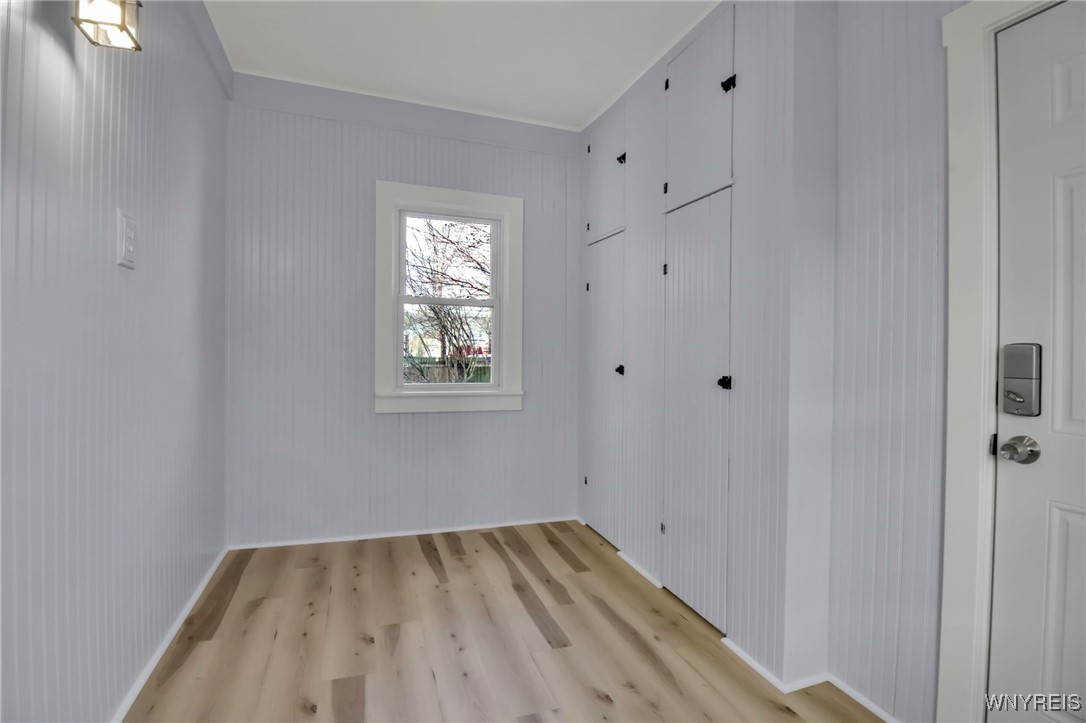 Shelby, New York 14103, United States, 4 Bedrooms Bedrooms, ,1 BathroomBathrooms,Residential,Active,94177