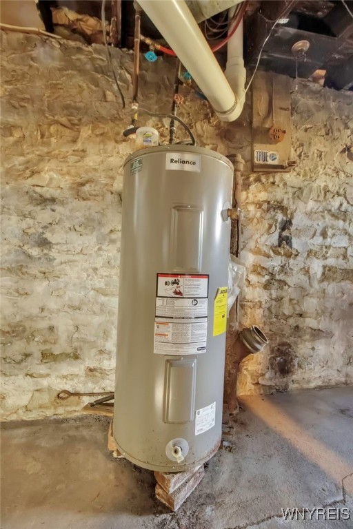 Shelby, New York 14103, United States, 4 Bedrooms Bedrooms, ,1 BathroomBathrooms,Residential,Active,94177