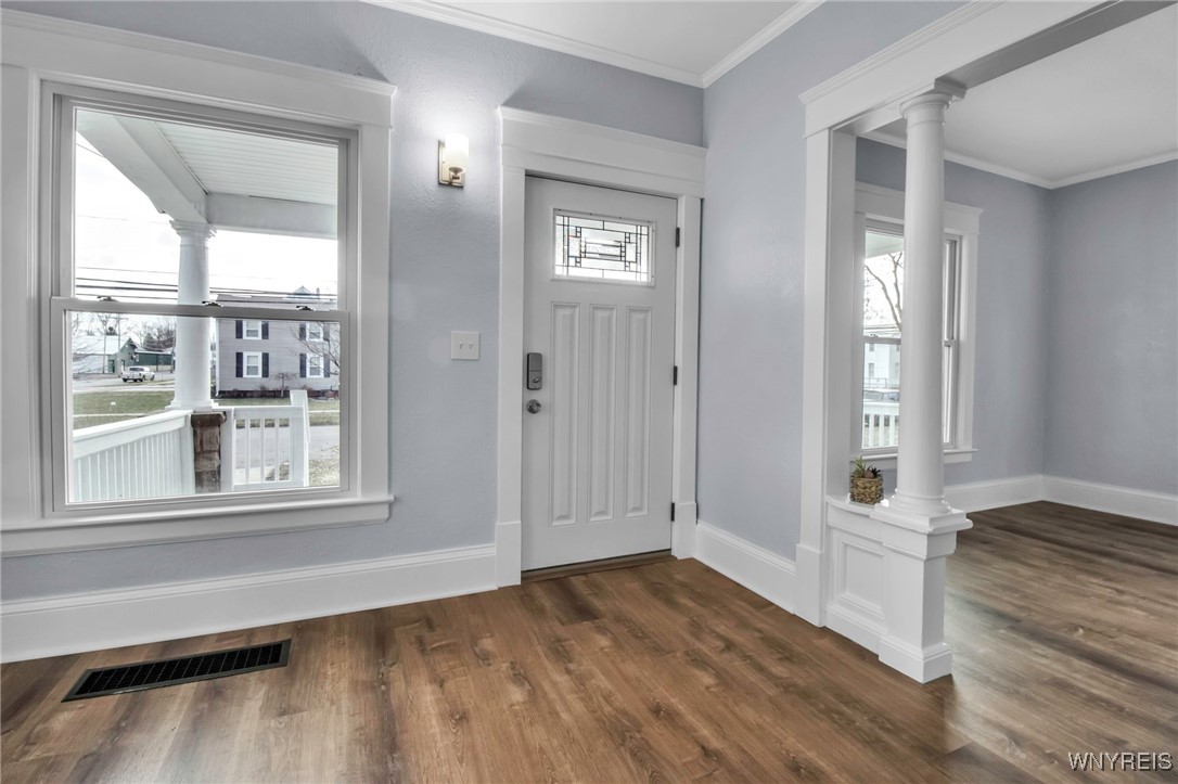 Shelby, New York 14103, United States, 4 Bedrooms Bedrooms, ,1 BathroomBathrooms,Residential,Active,94177