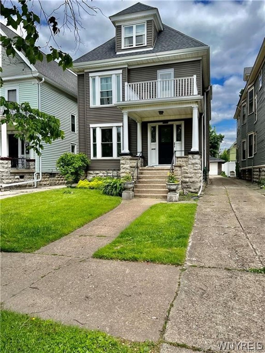 Photo of 412 Lafayette Avenue #3, Buffalo, NY 14213 (MLS # B1665897)