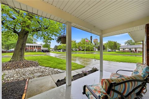 Tiny photo for 4 Woodward Court, West Seneca, NY 14224 (MLS # B1675875)