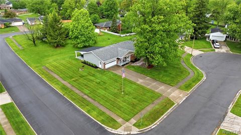 Tiny photo for 4 Woodward Court, West Seneca, NY 14224 (MLS # B1675875)