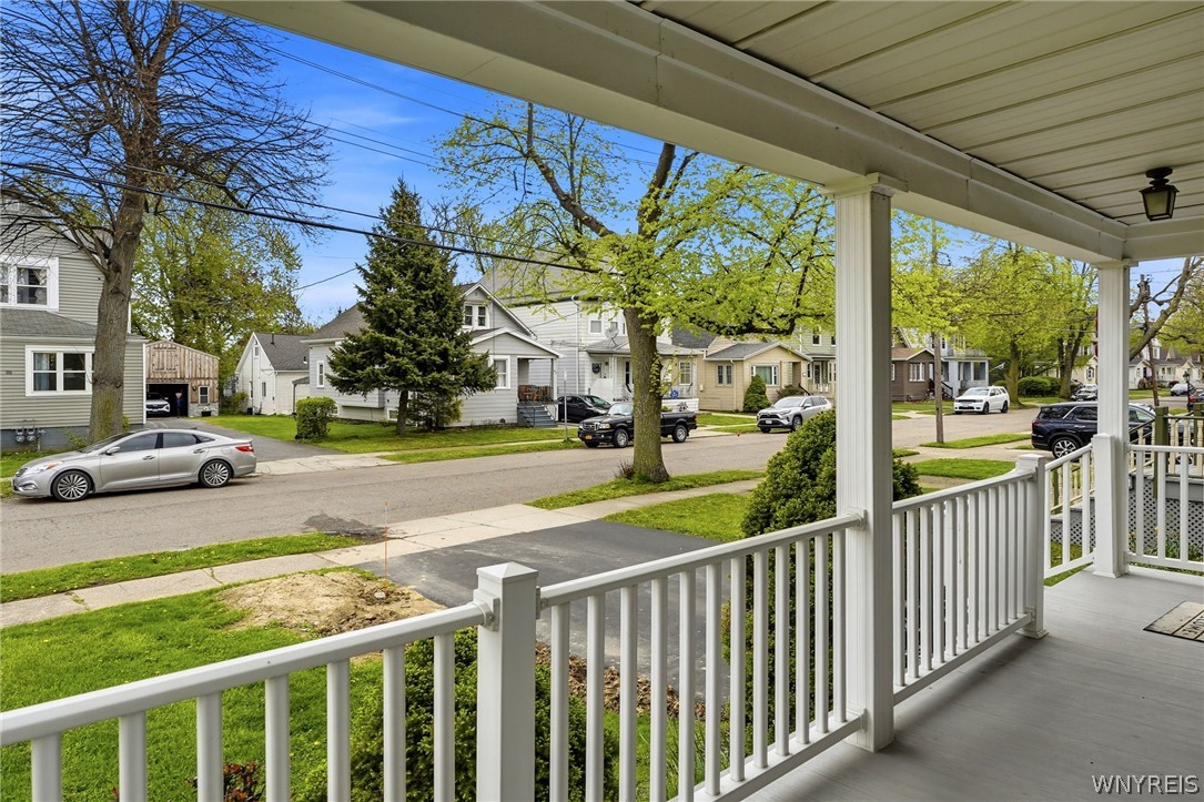 85 Carlyle Avenue