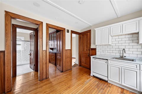 Tiny photo for 289 Auburn Avenue, Buffalo, NY 14213 (MLS # B1693457)