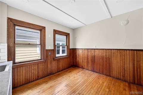 Tiny photo for 289 Auburn Avenue, Buffalo, NY 14213 (MLS # B1693457)