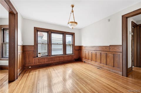 Tiny photo for 289 Auburn Avenue, Buffalo, NY 14213 (MLS # B1693457)