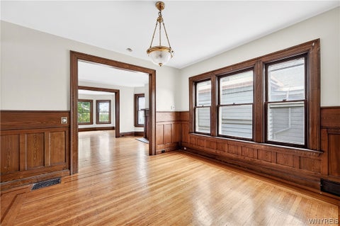 Tiny photo for 289 Auburn Avenue, Buffalo, NY 14213 (MLS # B1693457)