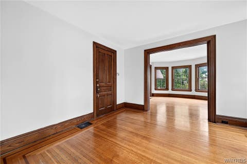 Tiny photo for 289 Auburn Avenue, Buffalo, NY 14213 (MLS # B1693457)