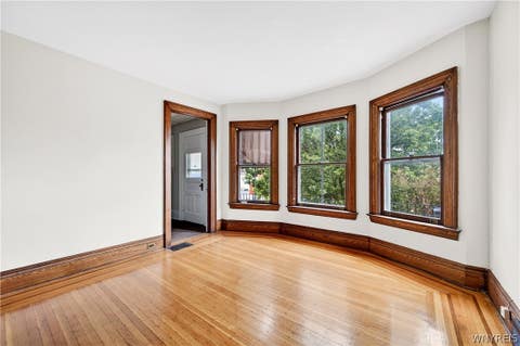 Tiny photo for 289 Auburn Avenue, Buffalo, NY 14213 (MLS # B1693457)