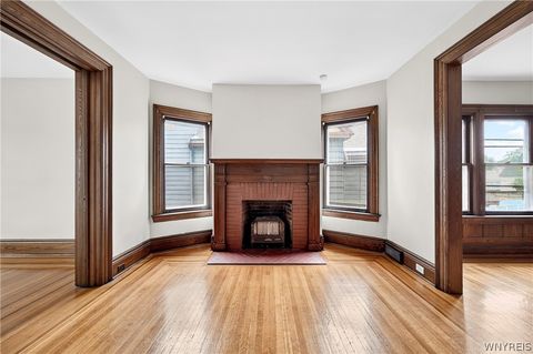 Tiny photo for 289 Auburn Avenue, Buffalo, NY 14213 (MLS # B1693457)