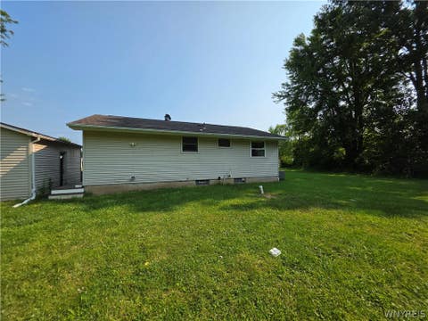 Tiny photo for 9304 Fisk Road, Royalton, NY 14001 (MLS # B1702454)